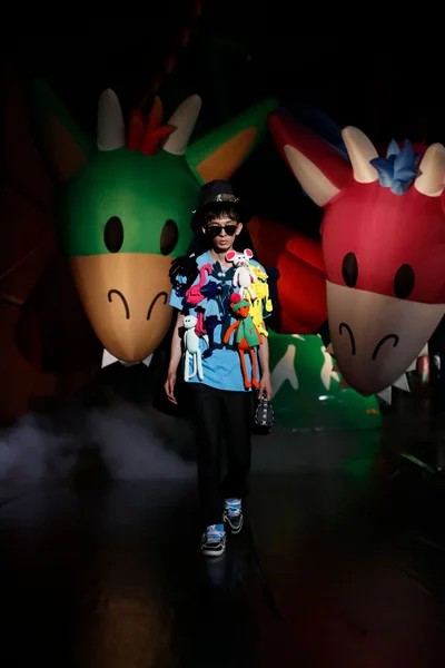 Look 103